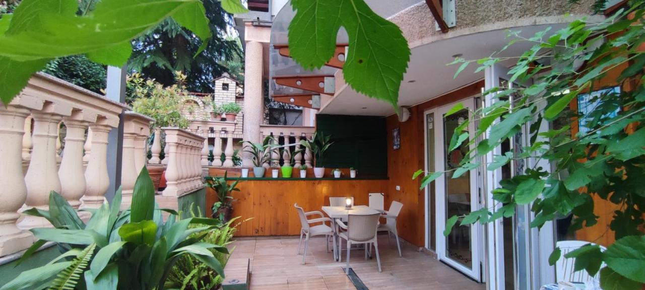 Hotel Villa Alexander Escópia Exterior foto